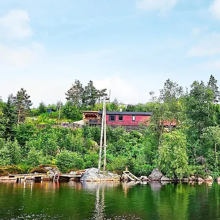 펜션 6 Person In Lyngdal, Cleaning Included *