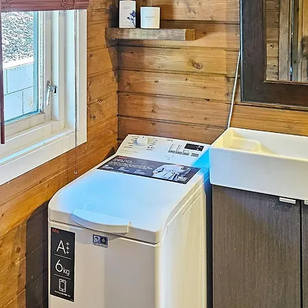Сasa de vacaciones 6 Person In Lyngdal, Cleaning Included